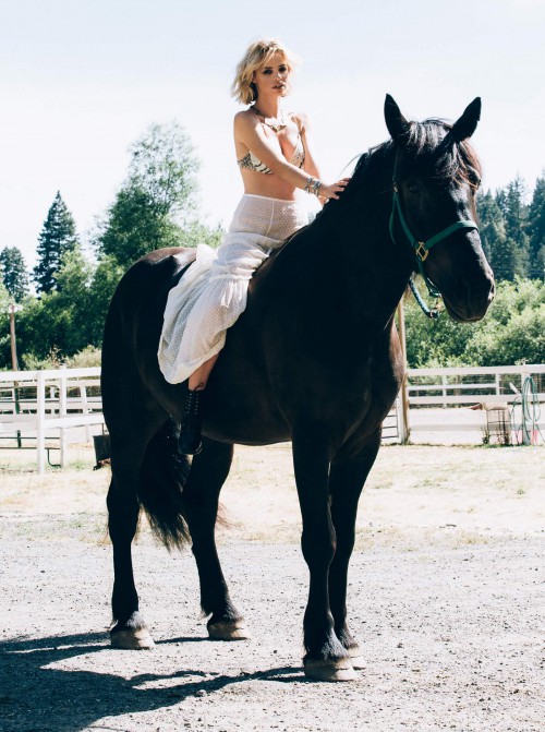 The2Bandits Launches Rodeo Queen Lookbook starring Jessica Roffey - C ...