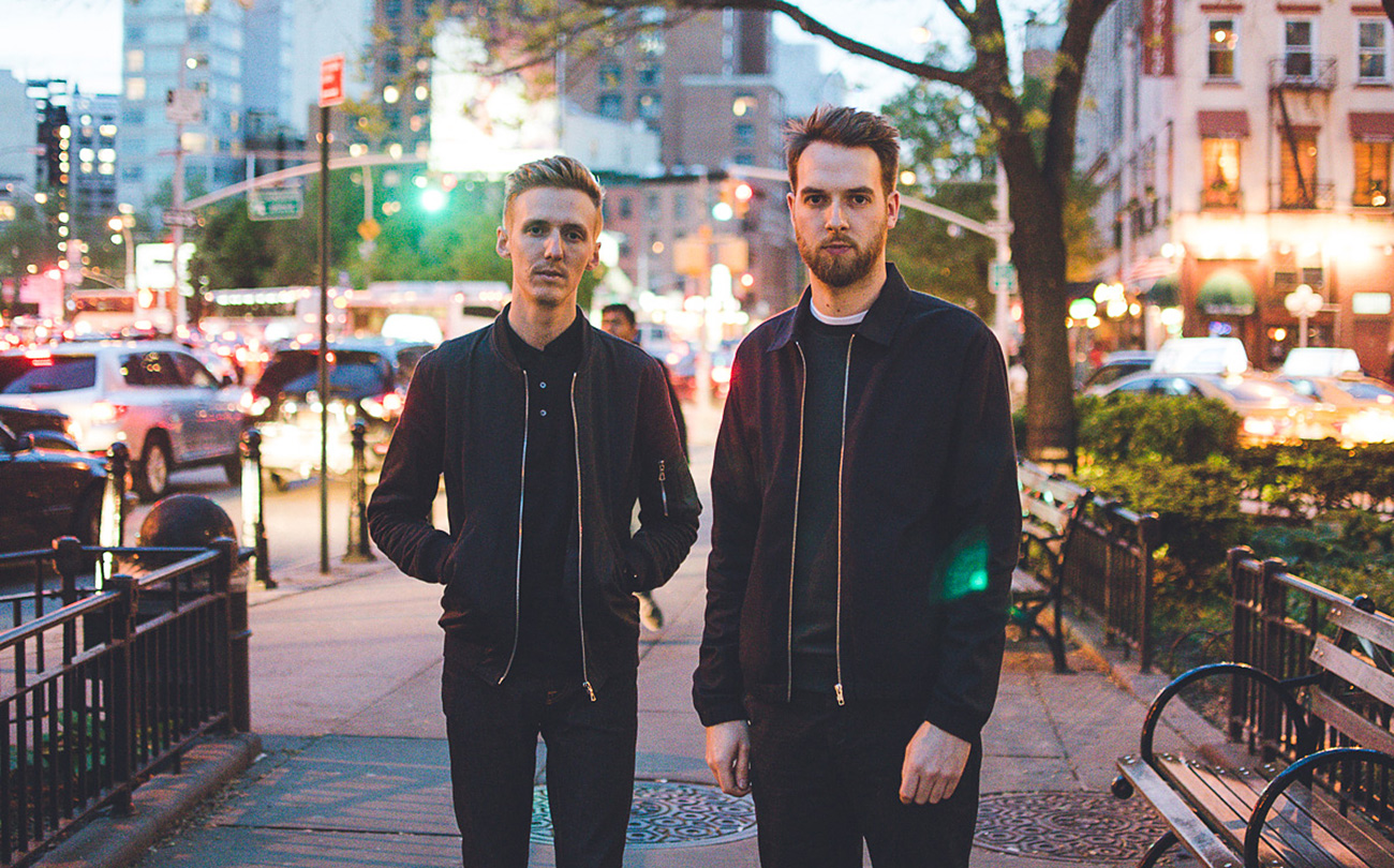 warm-on-a-cold-night-with-honne-c-heads-magazine